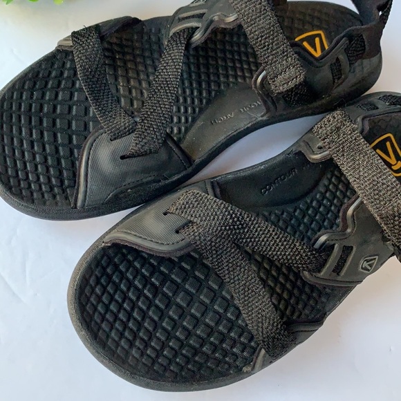 Keen Black  Sandals Ladies size 9 - Picture 2 of 9
